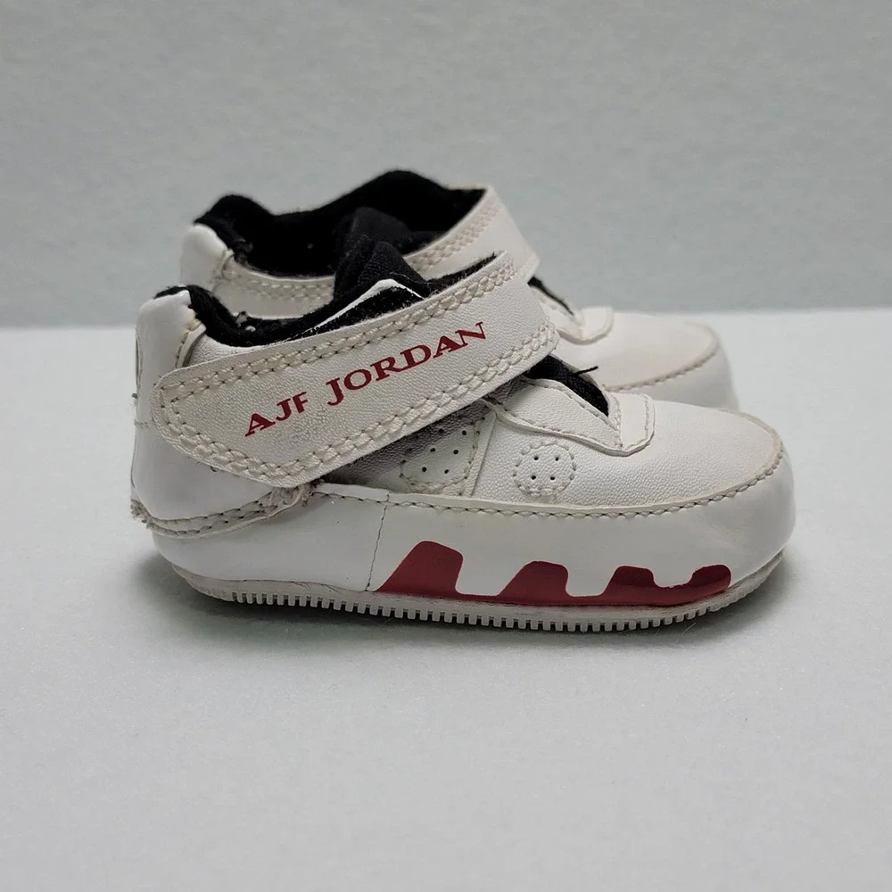 Nike Air Jordan AJF 9 size 1c infant/toddler shoes‎ white red and black 2008
